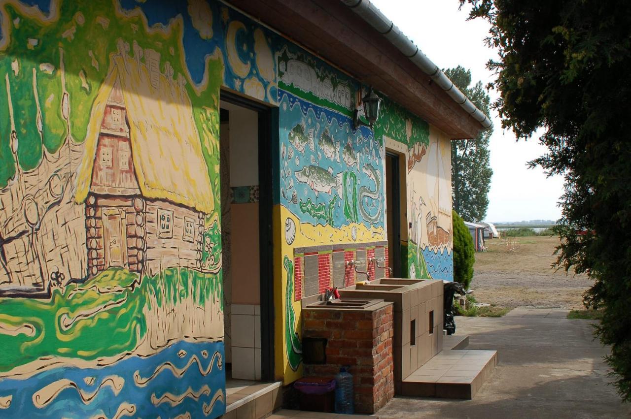Camping Rogowo ムジェジノ エクステリア 写真